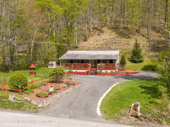 296 Diamond Notch Road, Lanesville, NY 12450