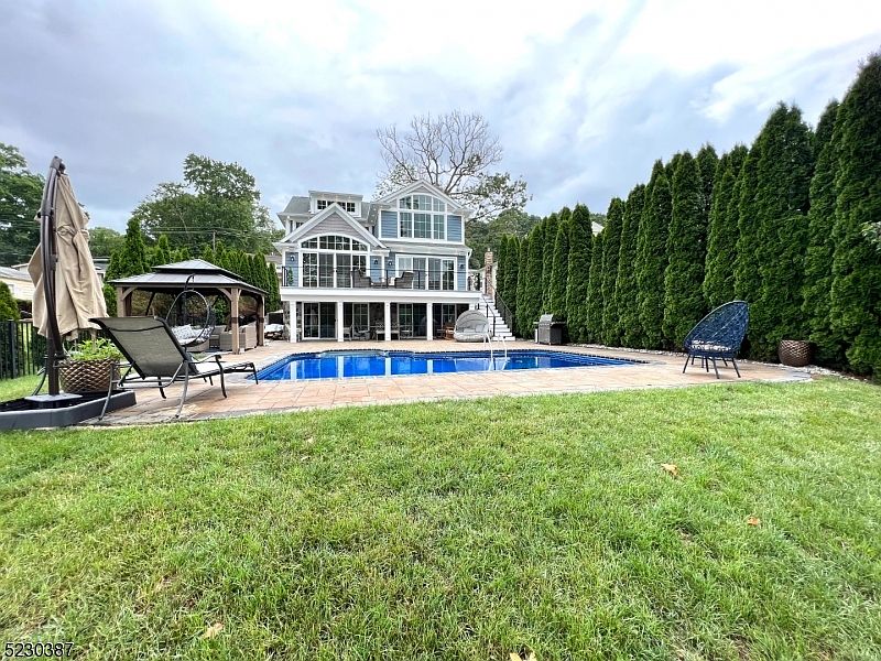 33 Ripplewood Dr, Lake Hopatcong, NJ 07849 MLS 3852055 Zillow