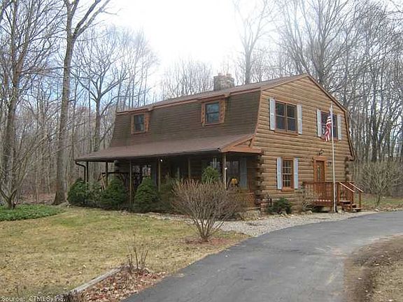 3rd image of 124 Woodcutters Dr