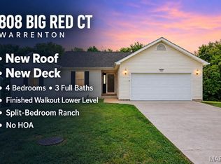 808 Big Red Ct, Warrenton, MO 63383