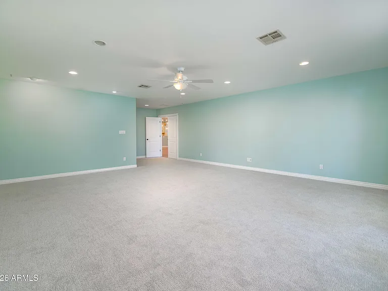 121 W Orchid Ln — Photo 26