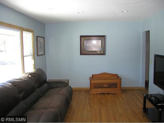 4th image of 5818 Hampshire Ave N