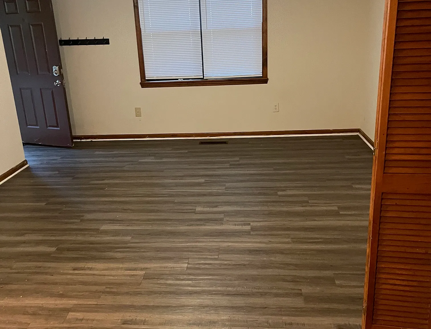 2 bed, 1200 sqft, $1,000 — Photo 2
