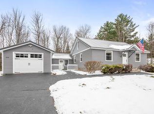 264 Parker Road, Carroll, NH 03598