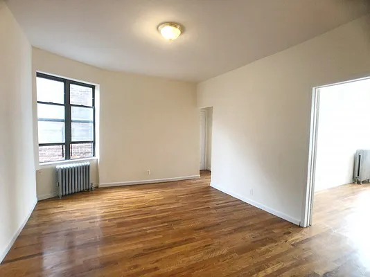 Rented by Bohemia Realty Group | media 2