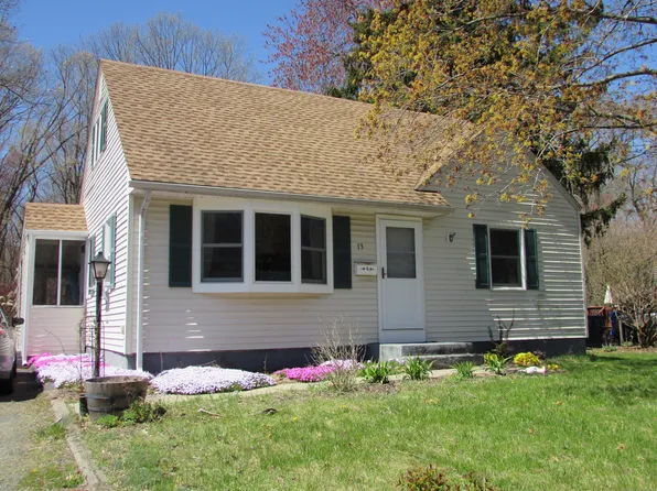 13 Beech Road, Enfield, CT 06082