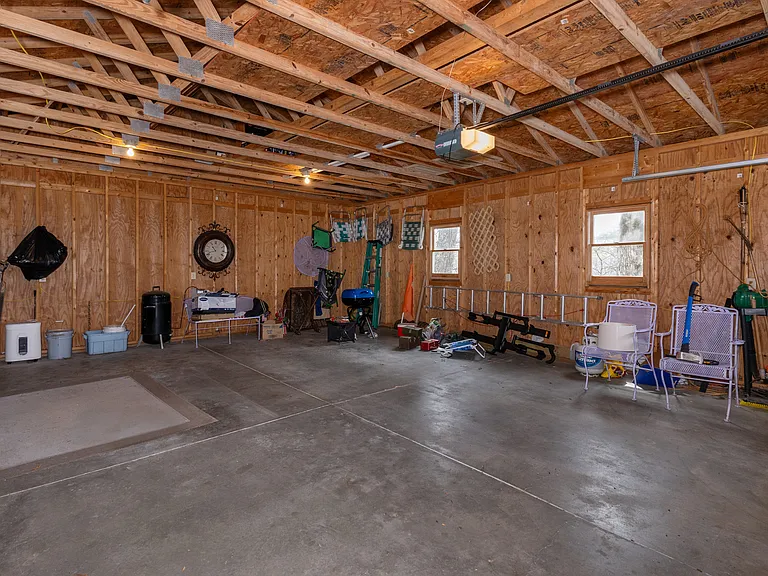 188 Laurel Hill Dr — Photo 24