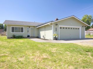 1225 SE Grandview Ave, Grants Pass, OR 97527