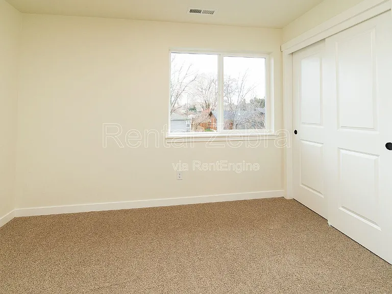 663 SE Dunham St #2 — Photo 9