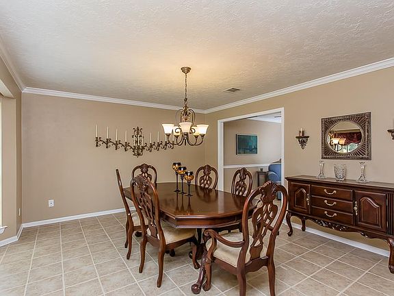 5th image of 2406 Cannons Hall Ct