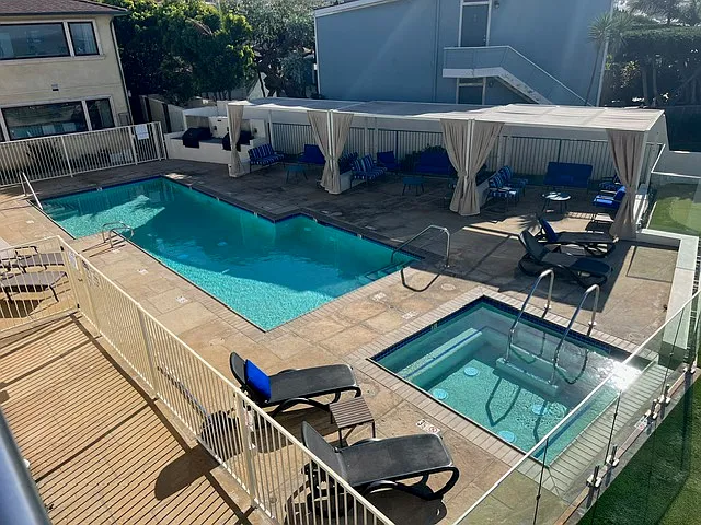 2 bed, 800 sqft, $3,800 — Photo 2