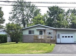 229 Sunflower Dr, Liverpool, NY 13088