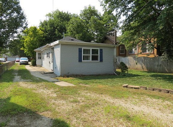 5th image of 305 N Grant St