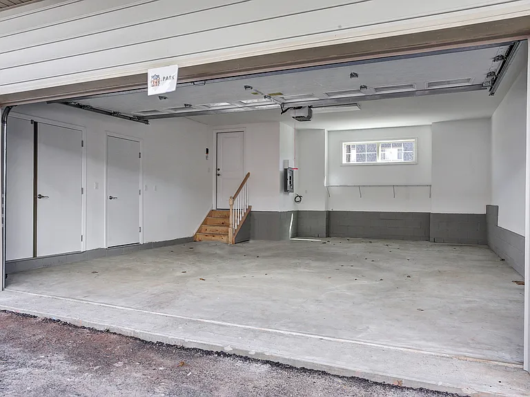 Gramercy Townhomes - 205 — Photo 23