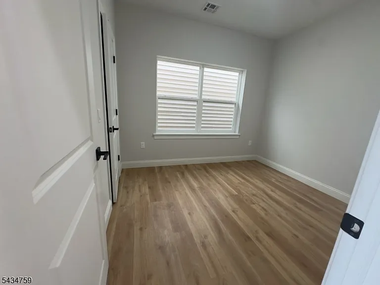 484 S 19th St #2 — Photo 13