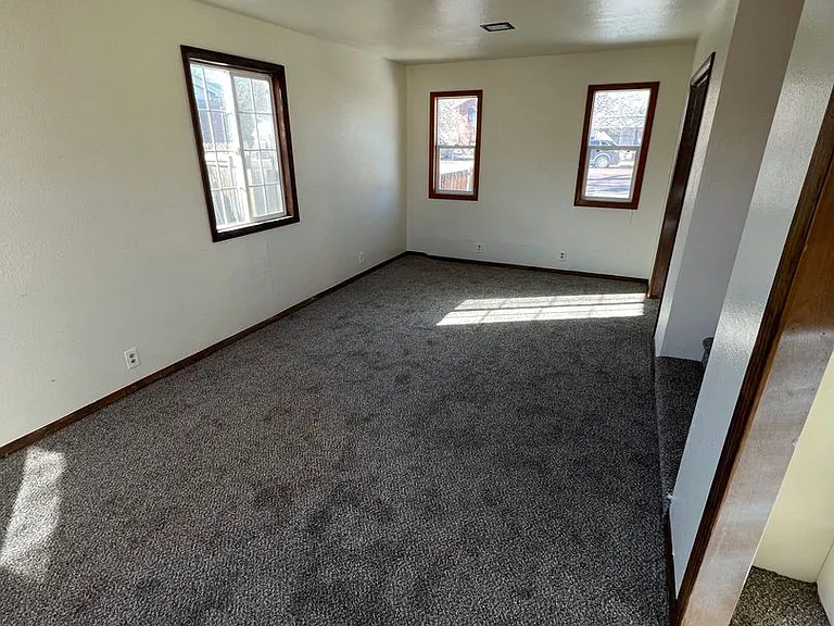 1216 Harrison Ave — Photo 7