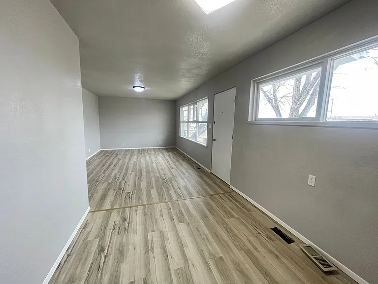 3015 Gary Ave — Photo 7