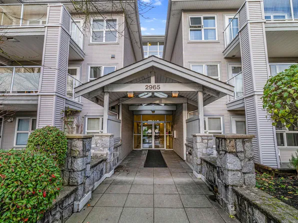 2965 Horley St #205, Vancouver, BC V5R 6B9
