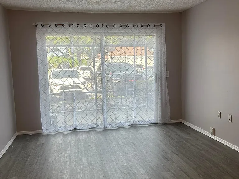 2311 N Congress Ave #15 — Photo 12
