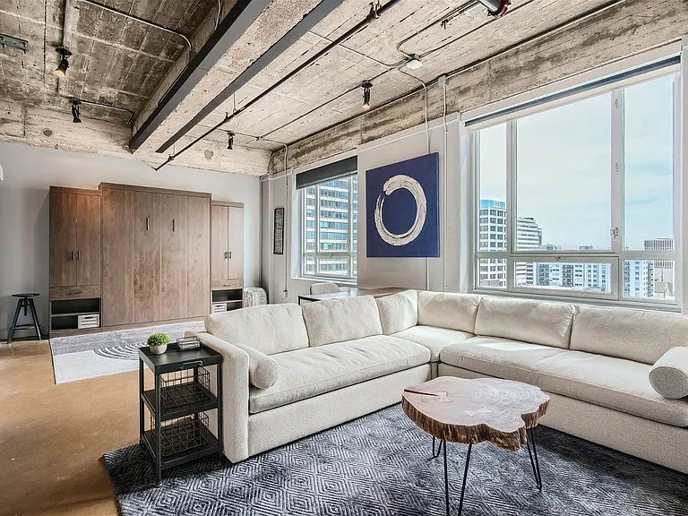 710 Colorado St #10G — Photo 4