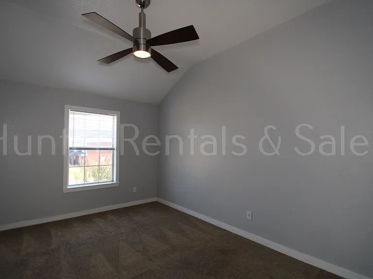 3802C Gus Dr — Photo 16