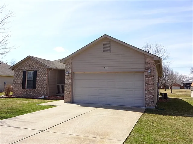 914 Cortland Ct photo 1