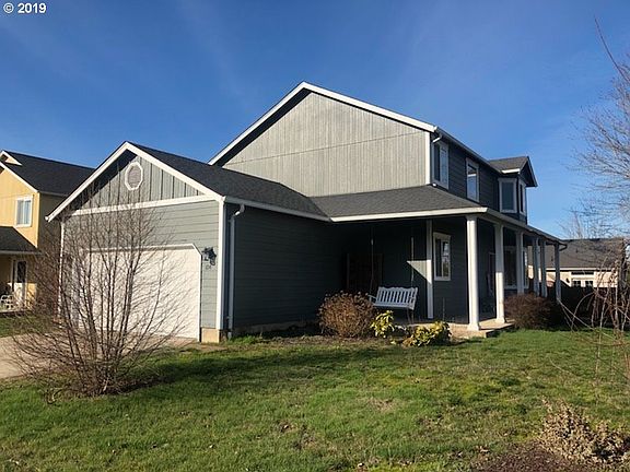 2nd image of 104 Canary Ave