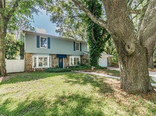 18301 Timberlan Dr, Lutz, FL 33549