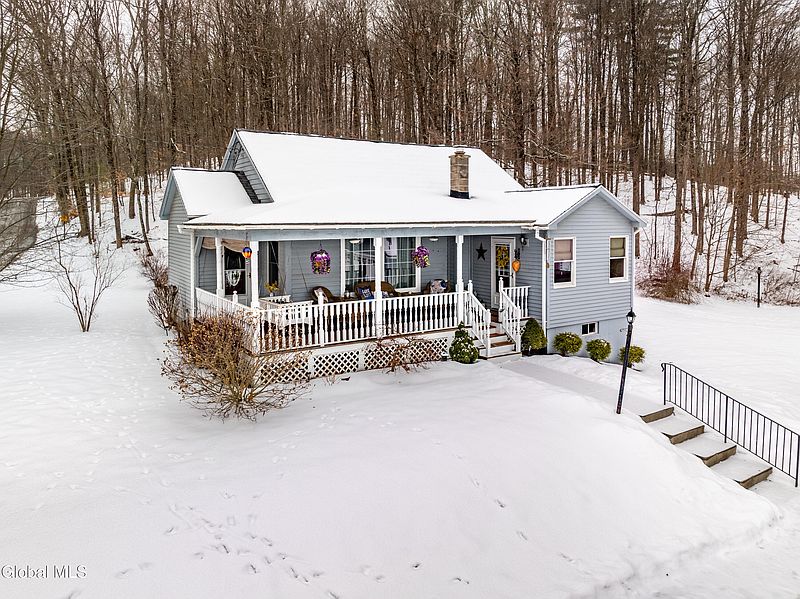 3rd image of 561 Herrington Road