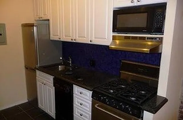 Rented by Corcoran | media 17