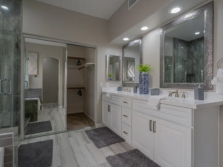 Dual vanities