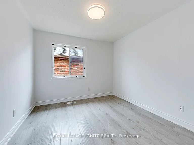 928 Philbrook Dr — Photo 32