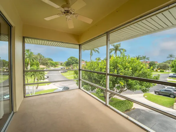 5540 N Tamberlane Circle #321, Palm Beach Gardens, FL 33418