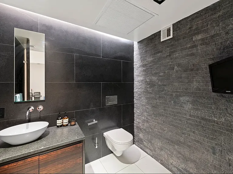 405 Broadway #3 — Photo 9