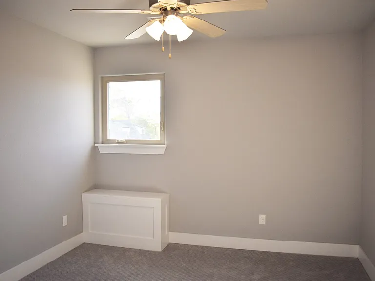 652 N Malbec Rd — Photo 17