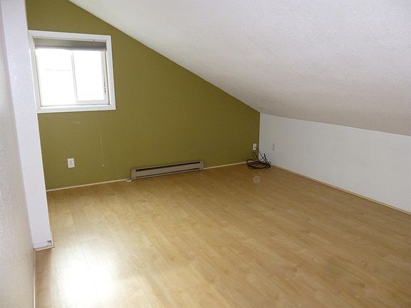 3rd image of 1803 Stoddard St APT C