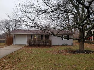 6917 N Harrison St, Gladstone, MO 64118