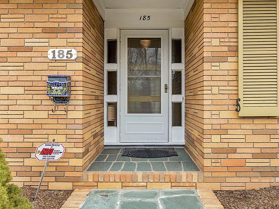 3rd image of 185 Jennings Ave