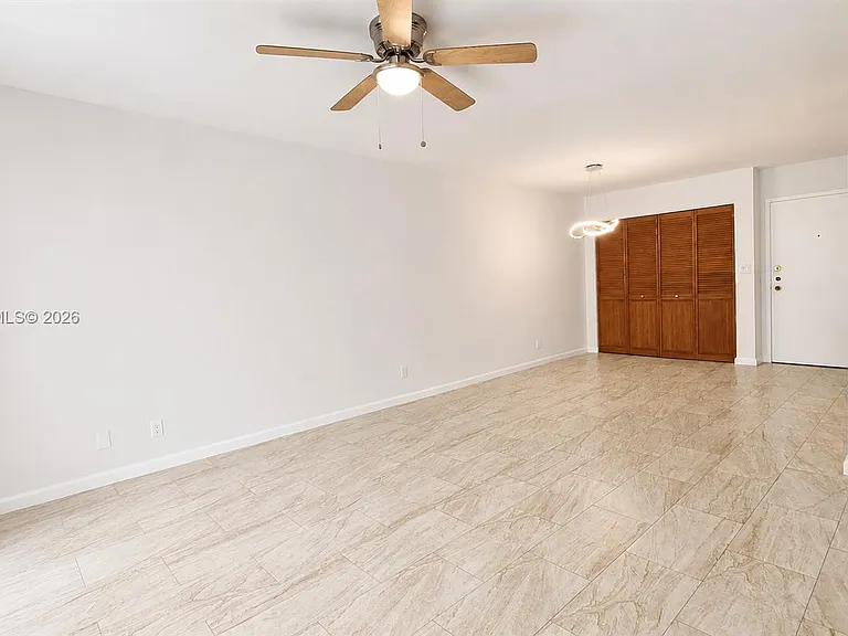 3101 Oakland Shores Dr #H203 — Photo 4