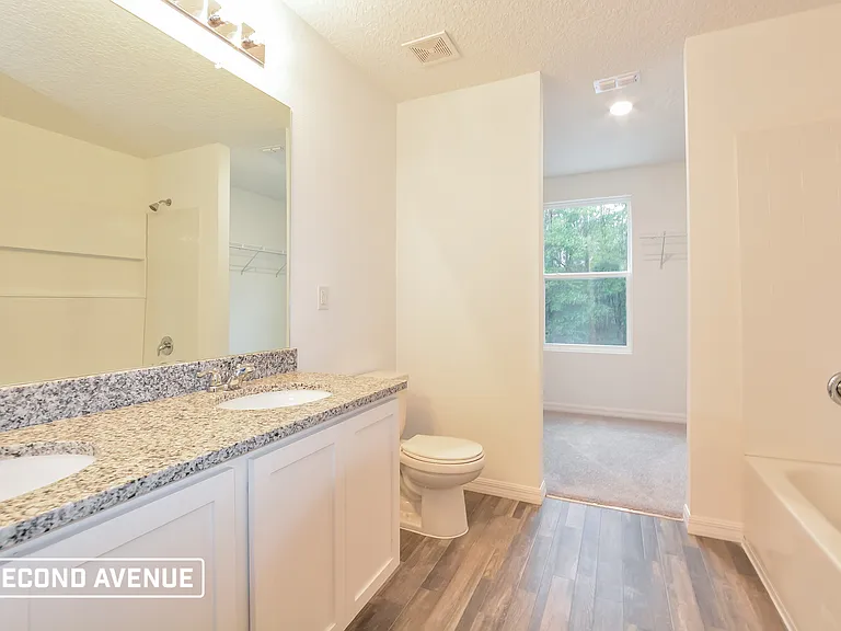 9779 N Langdon Rd — Photo 16
