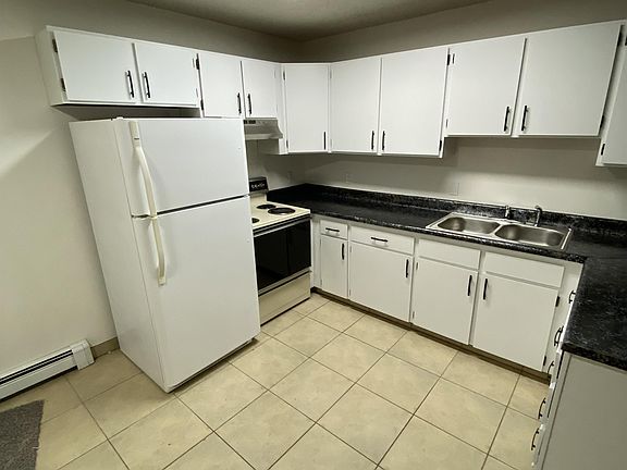 3rd image of 614 Ouida Way #1