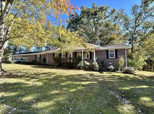 823 Toliver Lake Rd, Manchester, TN 37355
