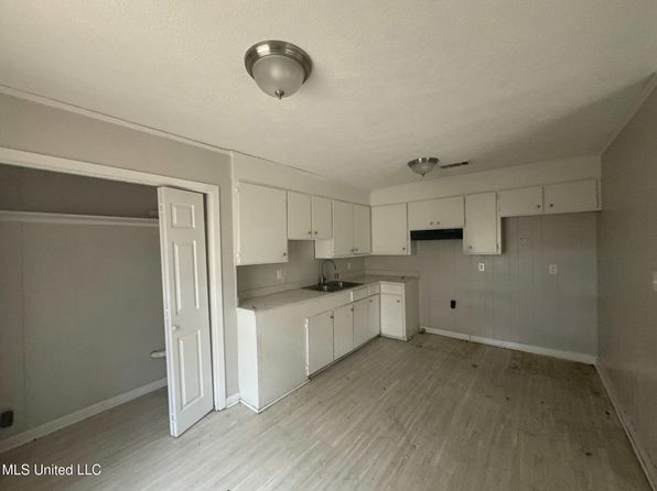 jackson-mississippi-3055043 picture