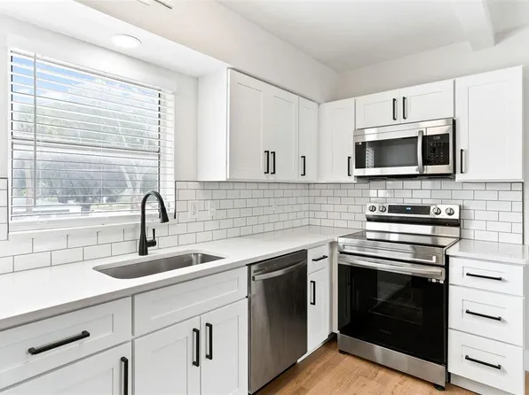 300 S Nimbus Ave, Clearwater, FL