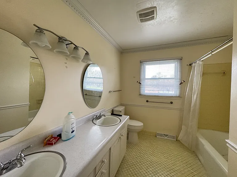 1032 Belmorrow Dr — Photo 13