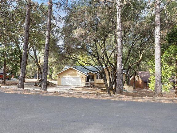 4th image of 12858 Golden Trout Way