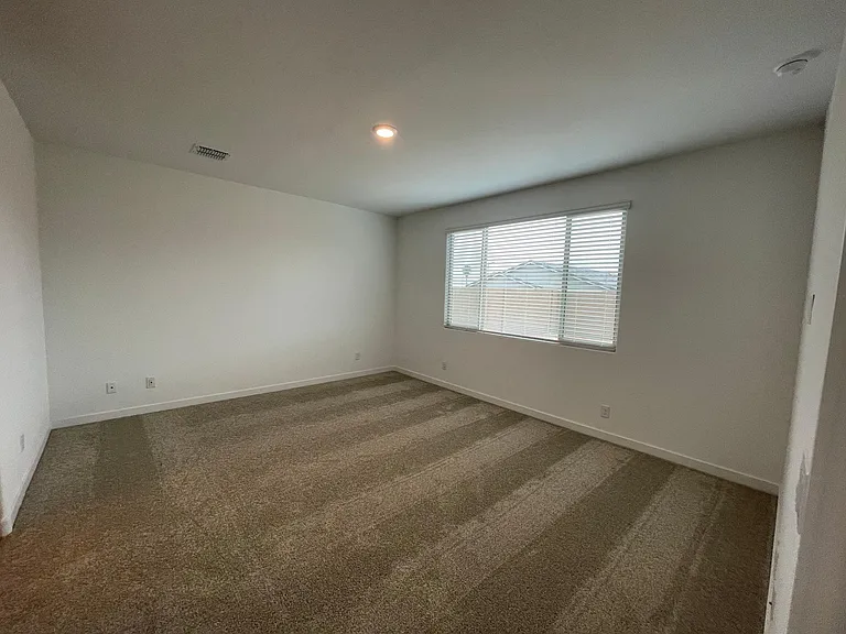 1654 W La Mirada Dr — Photo 10
