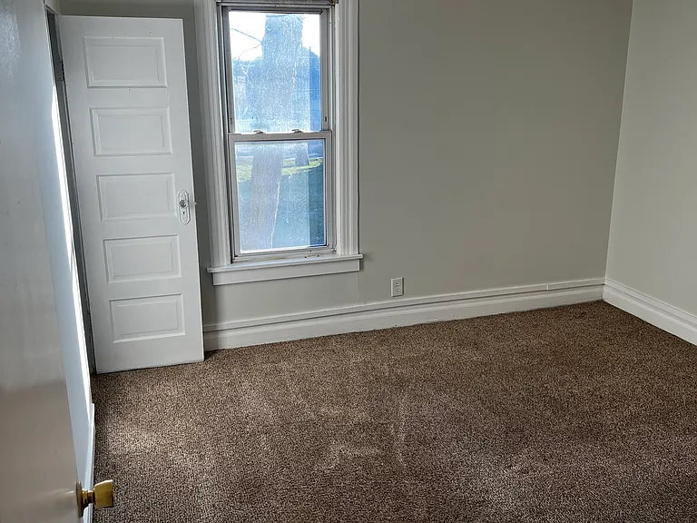 19 E James St #3 — Photo 5