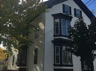 18 Oak St, Providence, RI 02909