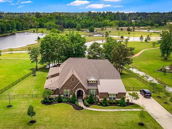This home offers potential buyers plenty of outdoor space to explore.